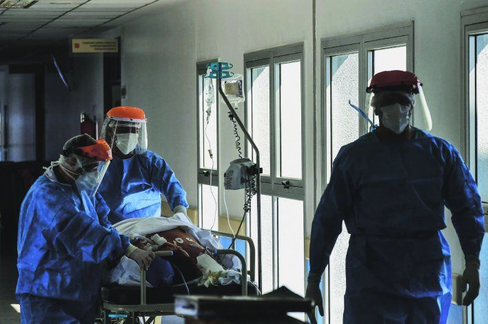 COVID en Argentina: 474 nuevas muertes y 13.483 contagios