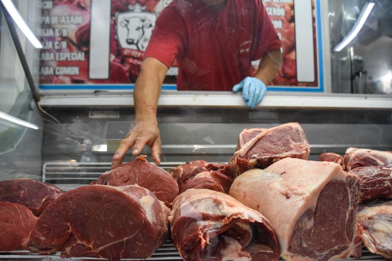 El precio de la carne aumentó en promedio entre un 25% y 30% según el corte. El precio de la carne aumentó en promedio entre un 25% y 30% según el corte.
