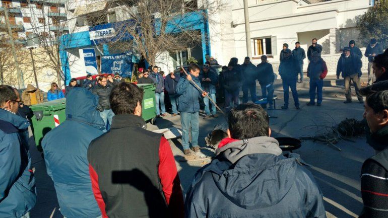 Desde el EPAS exigen entrega de ropa y cumplimiento del convenio colectivo