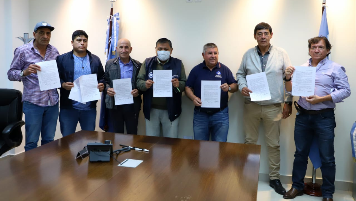 Petroleros crearon un frente gremial para negociar paritarias