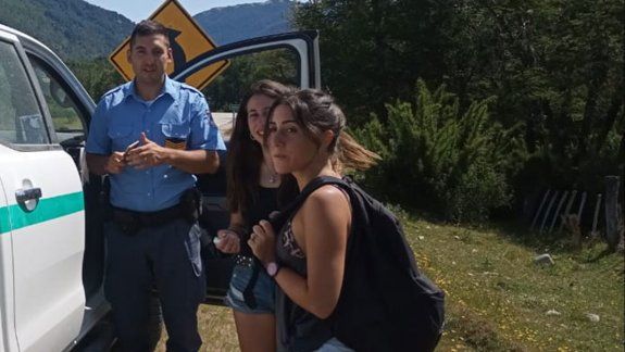 Hallan a las jóvenes turistas desaparecidas en Siete Lagos