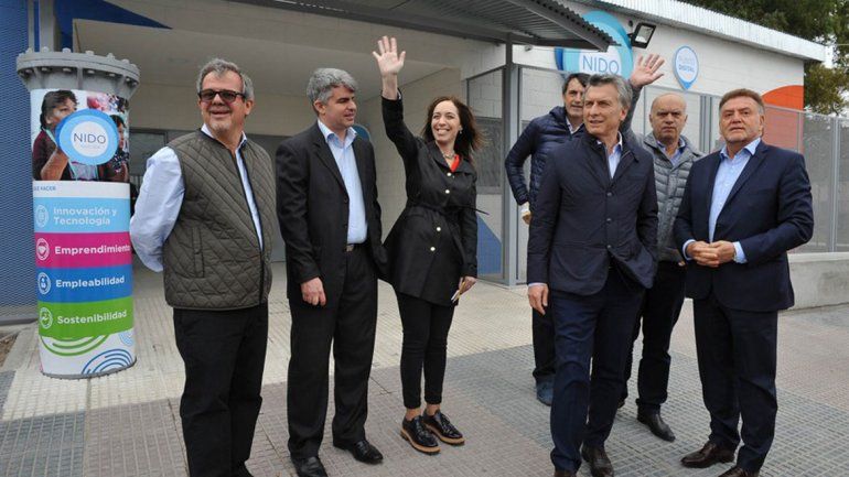 Macri invitó a Vidal y a sus intendentes sin tierra a Olivos