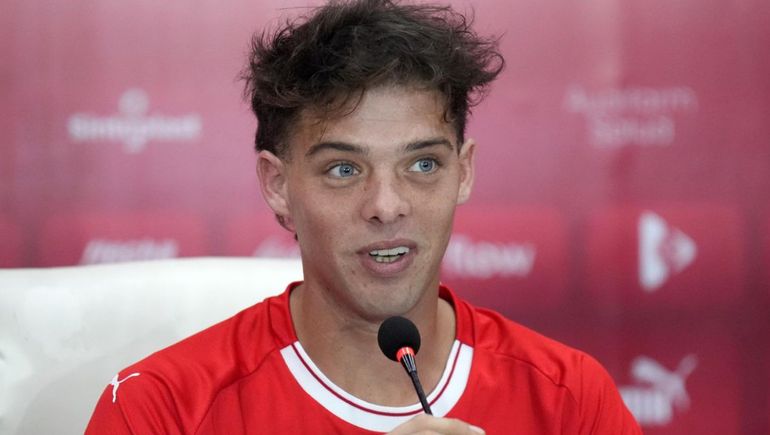 Santi Maratea apareció y tiró una bomba sobre la colecta de Independiente