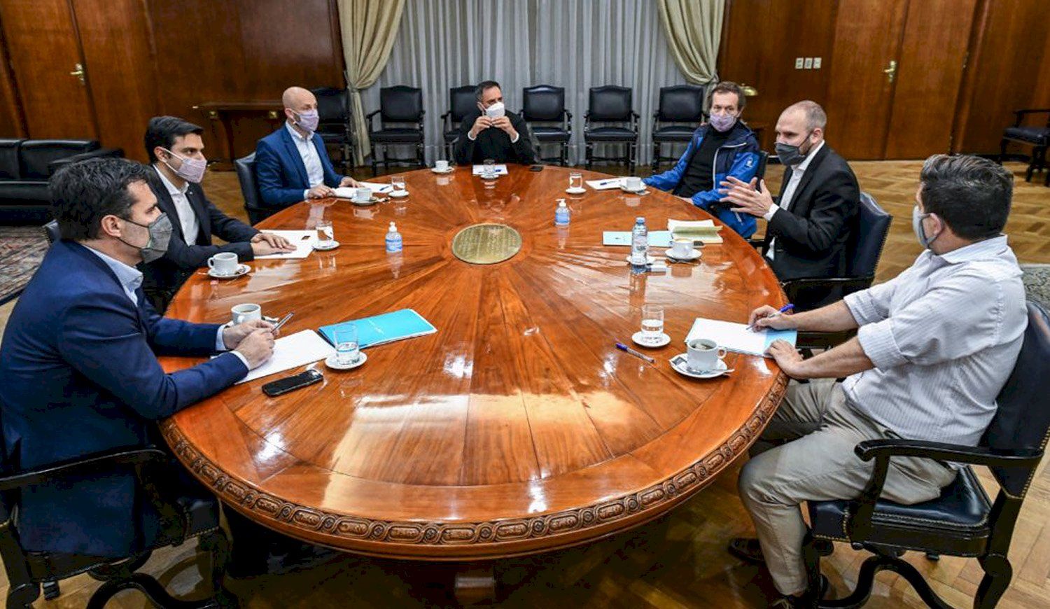 Constituyen una mesa de trabajo permanente entre Energía y Ambiente