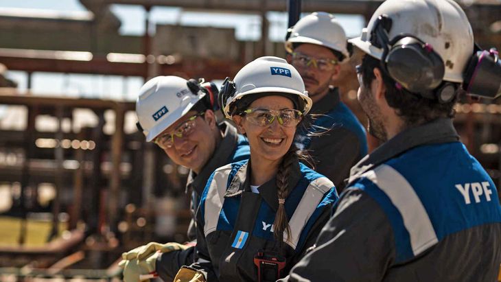 YPF publicó nuevas búsquedas laborales para Vaca Muerta. YPF publicó nuevas búsquedas laborales para Vaca Muerta.