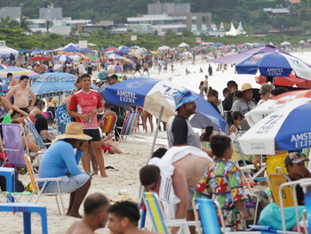 El monitoreo de la calidad del agua de las playas continuará hasta marzo. El monitoreo de la calidad del agua de las playas continuará hasta marzo.