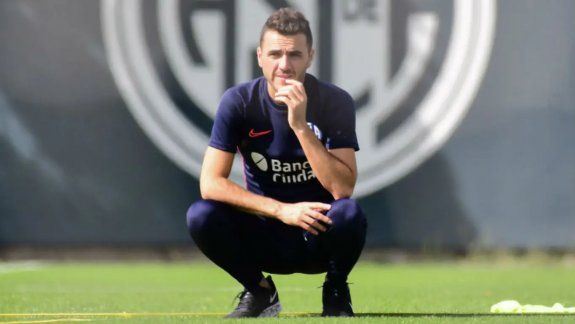El entrenador de San Lorenzo también tiene Covid