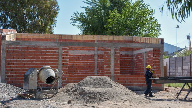 Llegan a las clases con las escuelas reparadas