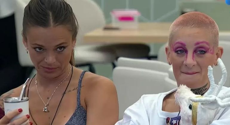 La mamá de Agostina se pronunció contra la producción de Gran Hermano por como trataron el problema de salud de Furia. La mamá de Agostina se pronunció contra la producción de Gran Hermano por como trataron el problema de salud de Furia.