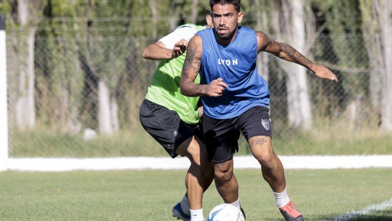 Cipo ya tiene casi definido el once inicial para el debut