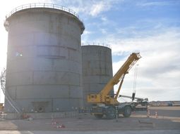 Los tanques de 750.000 barriles en VMOS serán los de mayor capacidad de almacenamiento en toda la Argentina. Los tanques de 750.000 barriles en VMOS serán los de mayor capacidad de almacenamiento en toda la Argentina.