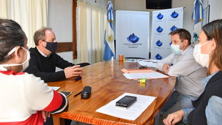 Villa La Angostura ya afina el lápiz con políticas de género