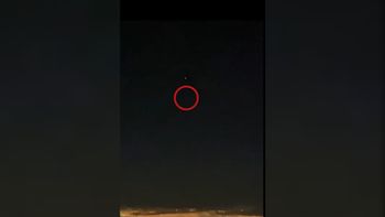 video: neuquina filmo ¿ovnis? en un vuelo a buenos aires video: neuquina filmo ¿ovnis? en un vuelo a buenos aires