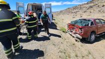 fuerte choque complica el transito en la ruta 237: fue entre un camion y tres autos