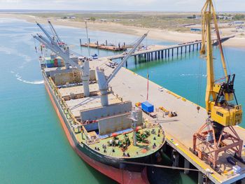 Avanza el VMOS: descargan infraestructura clave para instalar el obrador central (Foto: Gobierno de Río Negro)