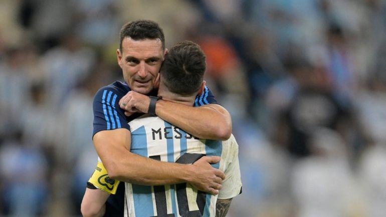 Lionel Scaloni y Lionel Messi Lionel Scaloni y Lionel Messi