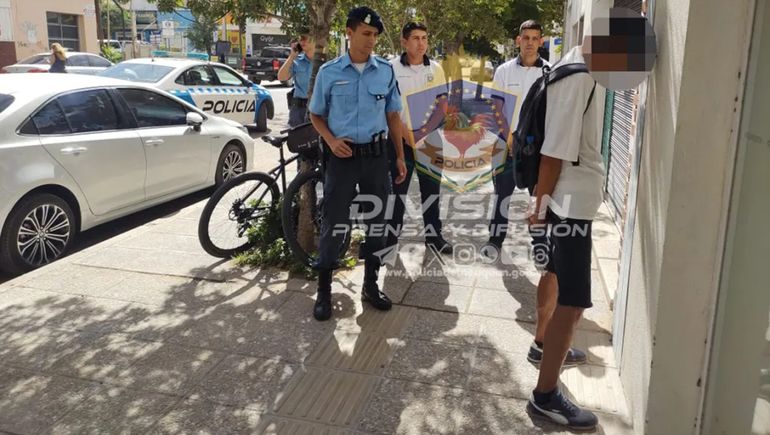 Detenido in fraganti tras robar una computadora de una obra