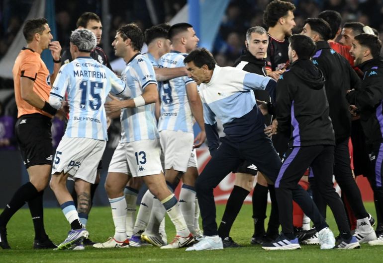 Final tenso en cancha de Racing.