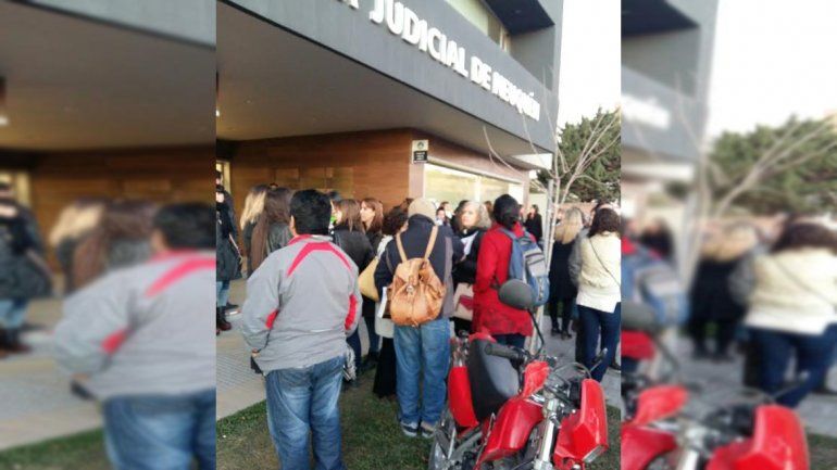 Por unas tostadas quemadas, desalojaron un edificio judicial