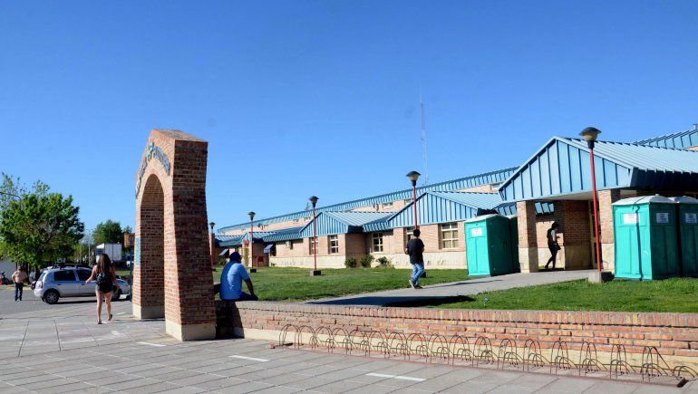 Covid: en el hospital de Plottier están al límite de la capacidad.