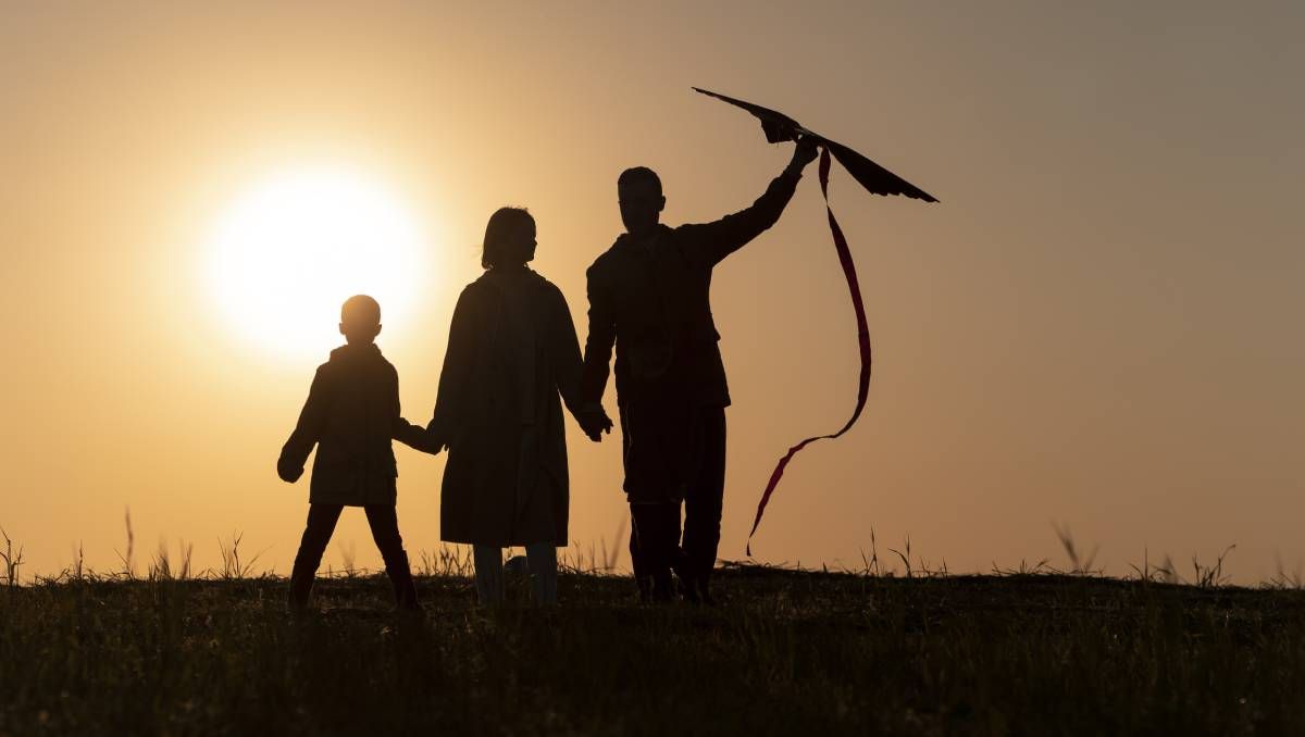 Familias solidarias: cómo es ser padres de niños en tránsito y luego decirles adiós