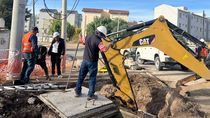 Una compleja reparación del EPAS dejó sin agua a tres barrios de Neuquén Una compleja reparación del EPAS dejó sin agua a tres barrios de Neuquén