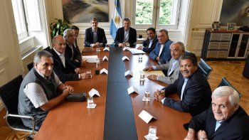 finalizo el encuentro entre macri y los lideres sindicales finalizo el encuentro entre macri y los lideres sindicales