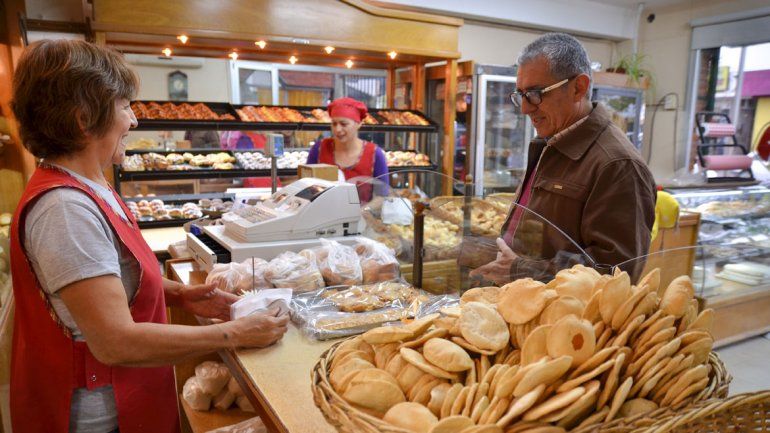 Vuelan los precios de las panaderías por el tarifazo