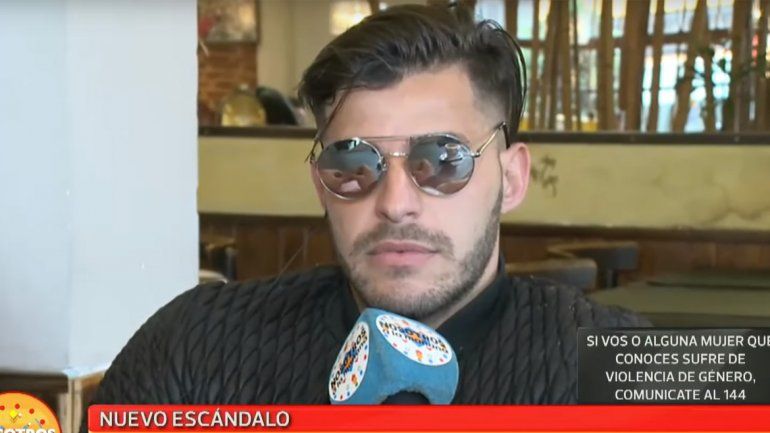 Lhoan mostró un video en el que Charlotte Caniggia lo ataca en plena calle