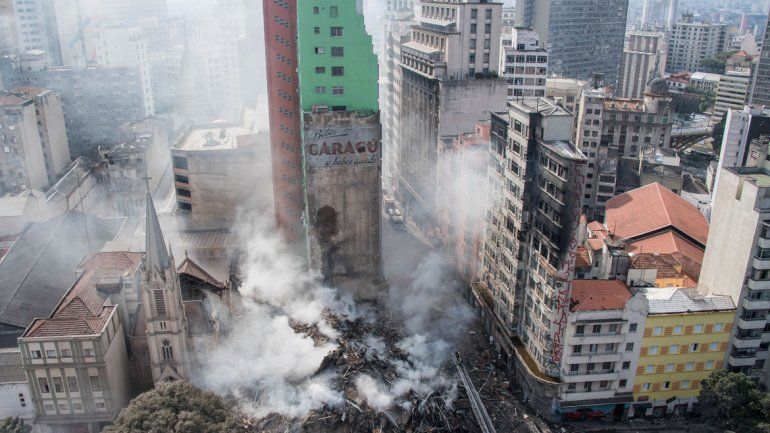 Hay un muerto por el derrumbe.