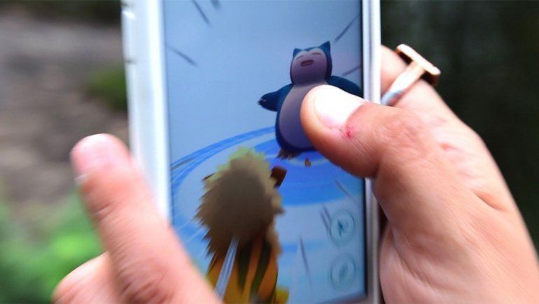 Despiden a policías por perseguir un Pokémon en lugar de a unos ladrones