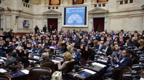 En la anterior sesión, a la oposición le faltaron tres diputados para tener quórum.