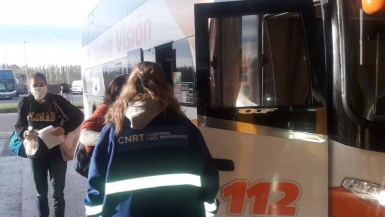 Colectivos y combis deberán llegar y salir desde la ETON