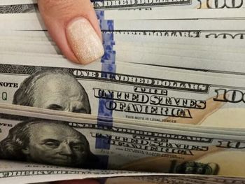 Los ahorros en dólares van en crecimiento