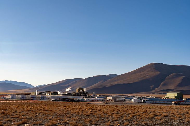 Los plazos de construcción de los proyectos más grandes oscilan entre 18 meses y varios años. Los plazos de construcción de los proyectos más grandes oscilan entre 18 meses y varios años.