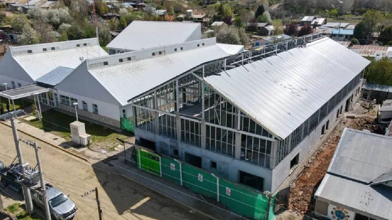 El avance de obra del hospital de Aluminé. | LM Neuquen El avance de obra del hospital de Aluminé.