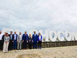 Rolando Figueroa participó del aniversario de Villa El Chocón Rolando Figueroa participó del aniversario de Villa El Chocón