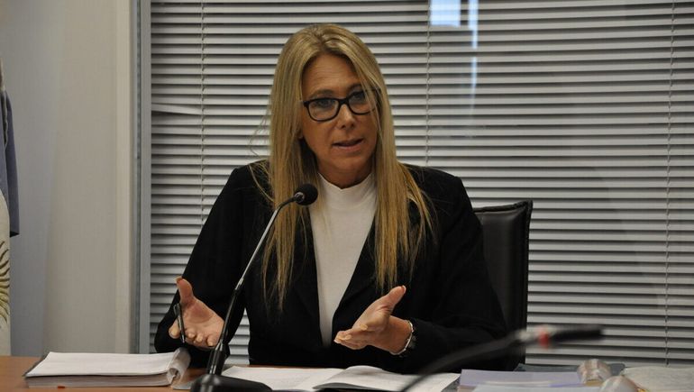 Jueza de Rawson Ana Karina Breckle. Jueza de Rawson Ana Karina Breckle.