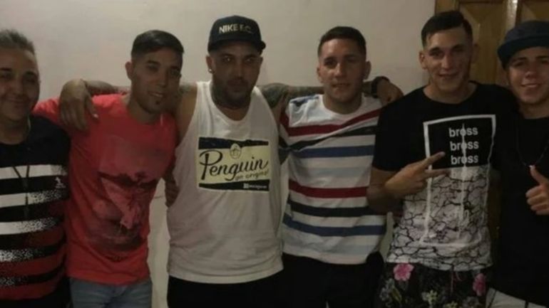 Enzo Fernández y sus hermanos Enzo Fernández y sus hermanos