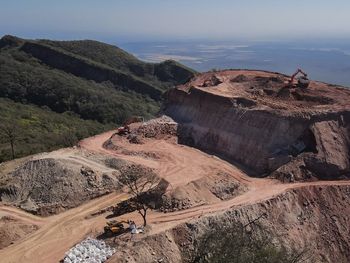 Del ahorro inmovilizado a la producción real: así nace el primer fideicomiso minero. Foto Martim Bronce