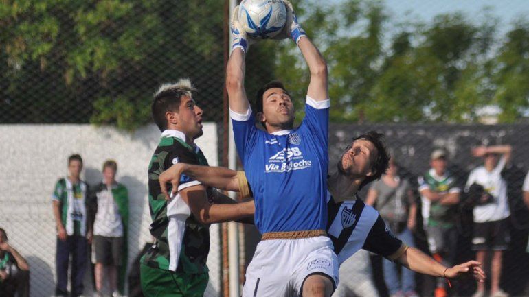 Cipolletti fue justo ganador ante el Tricolor como visitante y se ilusiona con dar pelea arriba hasta el final