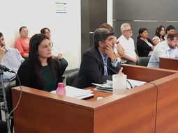 La audiencia contra los funcionarios de Campo Grande se realizó este lunes en el Foro Penal de Cipolletti. La audiencia contra los funcionarios de Campo Grande se realizó este lunes en el Foro Penal de Cipolletti.