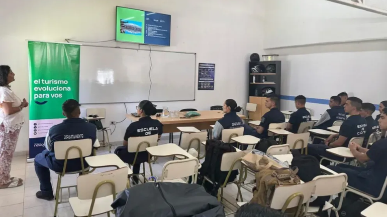 Cadetes de la Policía neuquina