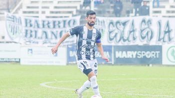 Brian Meza, mediocampista de Cipolletti. Brian Meza, mediocampista de Cipolletti.