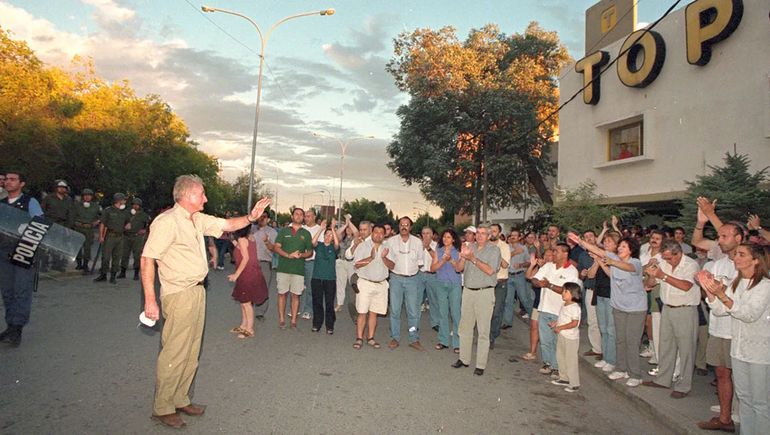 El día que Luis Sahores agradeció la defensa de los vecinos al Topsy
