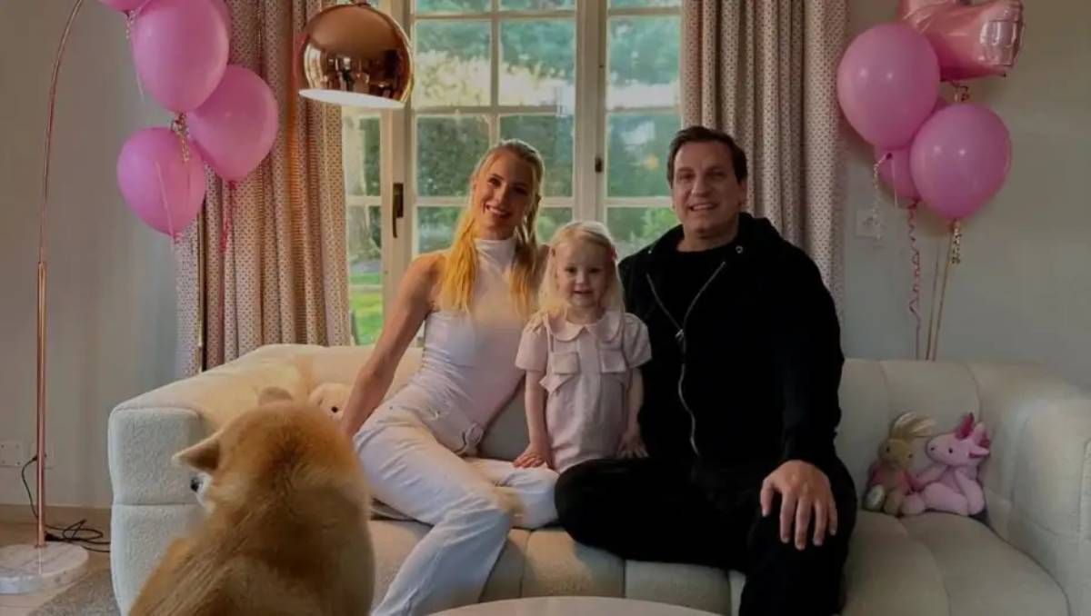 Maxi López volvió a Suiza y se reencontró con su mujer e hijos: la tierna foto que viralizó