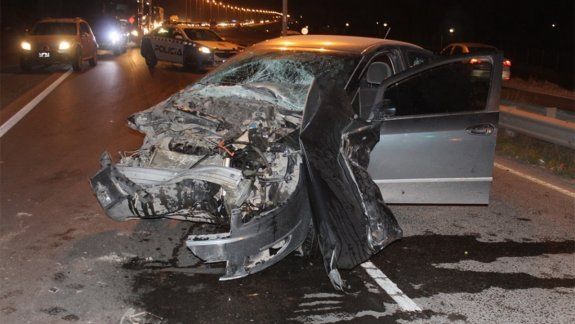 Un violento choque en la Ruta 7 dejó a una persona herida