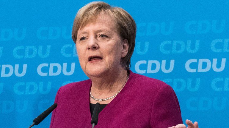 Merkel anunció que se retirará de la política