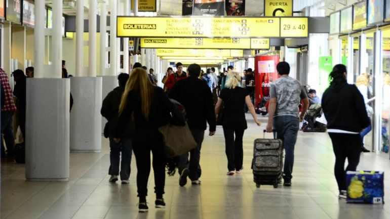 En marzo más de 200 mil pasajeros pasaron por la Terminal de Ómnibus
