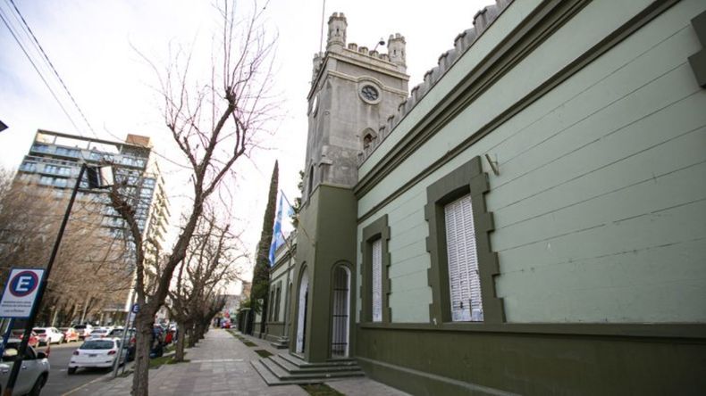 Rolando Figueroa tiene la oportunidad de designar una vacante importante en un órgano del Estado.